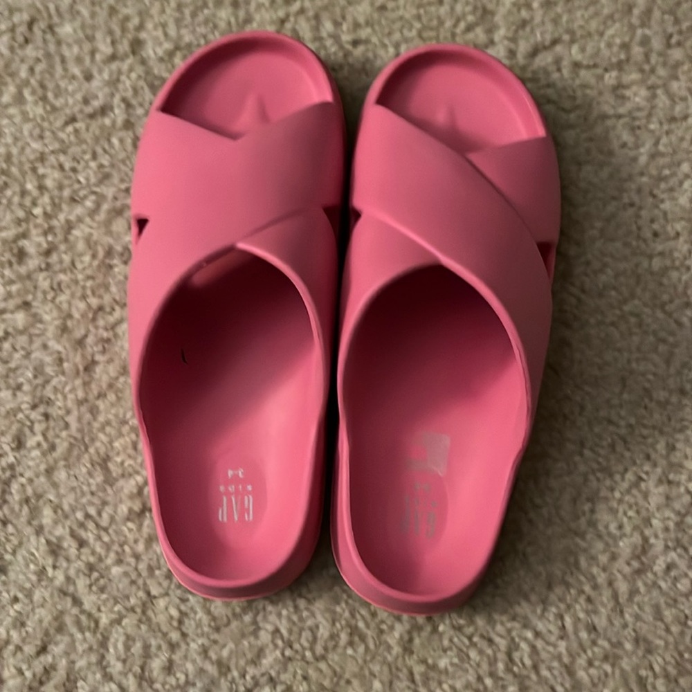 Pink slip ons